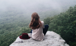 视频：一块宝石换一套房？看看当地人怎么说？