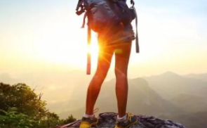 视频：一块宝石换一套房？看看当地人怎么说？